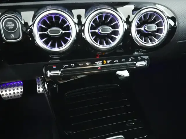Mercedes-Benz CLA 220