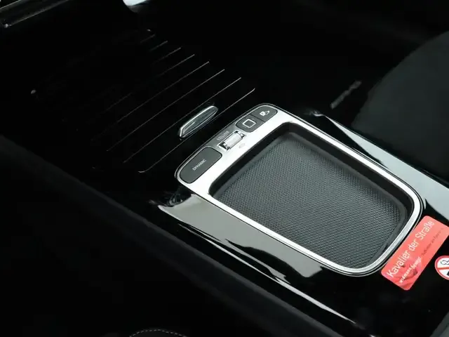 Mercedes-Benz CLA 220