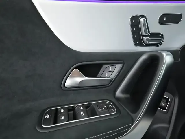 Mercedes-Benz CLA 220