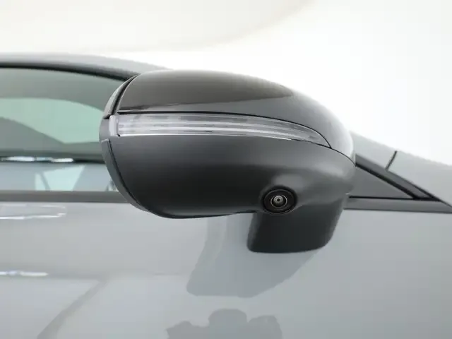 Mercedes-Benz CLA 220