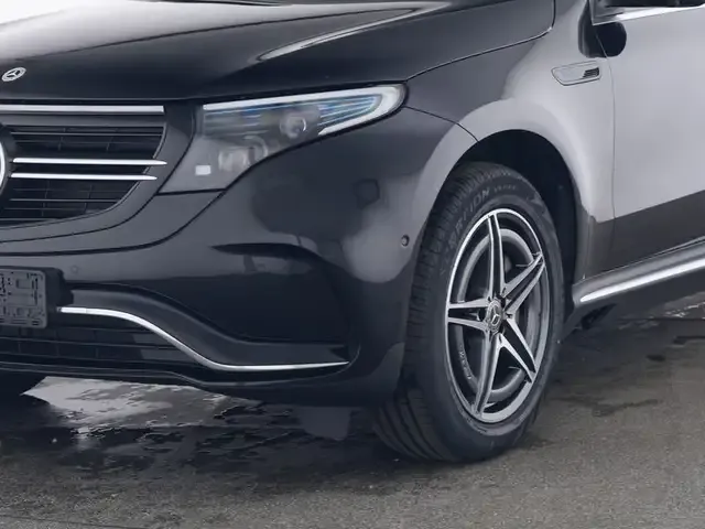 Mercedes-Benz EQC 400