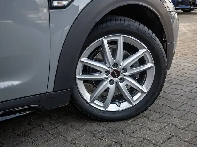 MINI One D Countryman