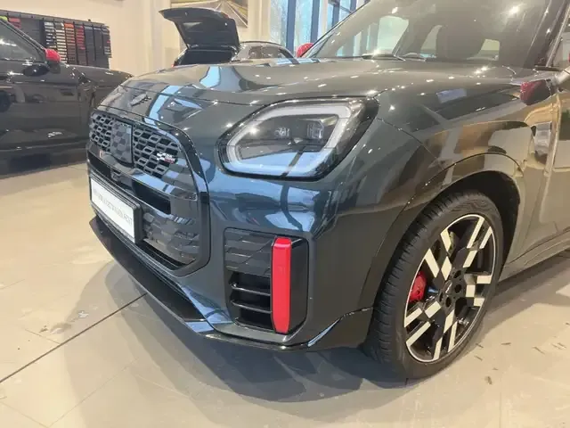 MINI John Cooper Works Countryman