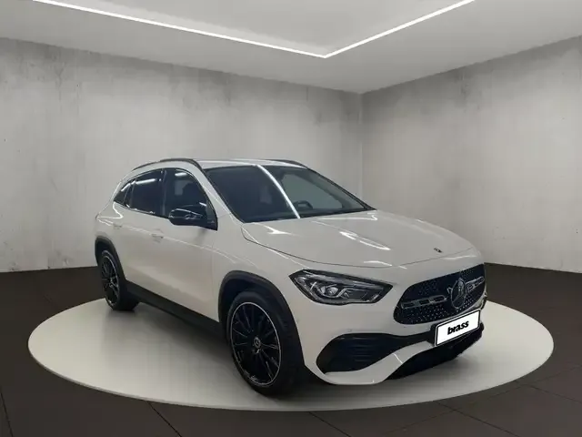Mercedes-Benz GLA 250