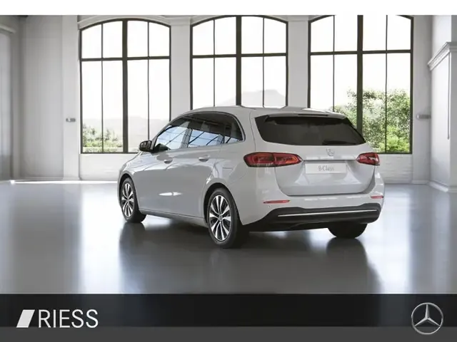 Mercedes-Benz B 250