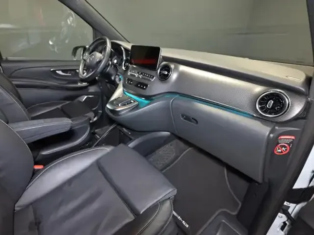 Mercedes-Benz V 250