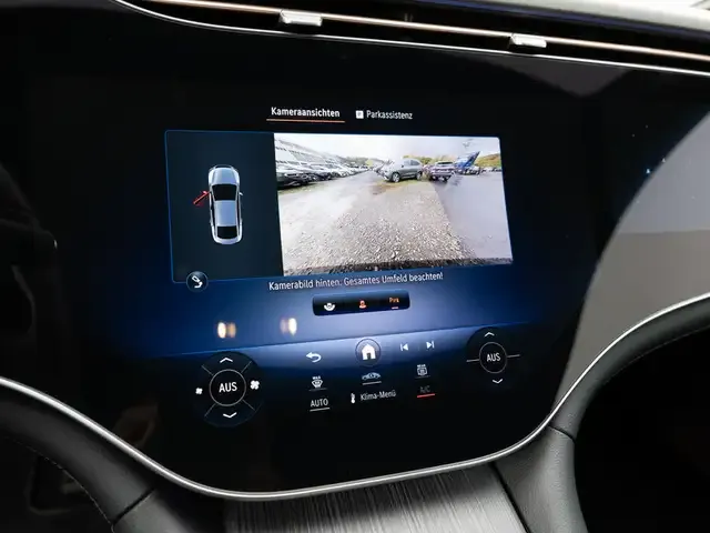 Mercedes-Benz EQE 300