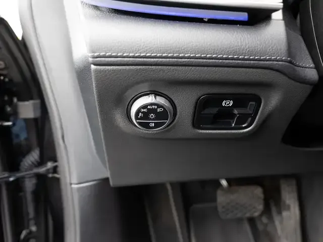 Mercedes-Benz EQE 300