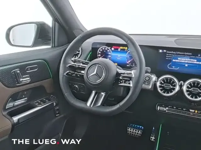 Mercedes-Benz GLB 200