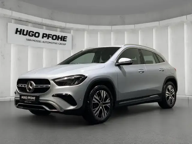 Mercedes-Benz GLA 200