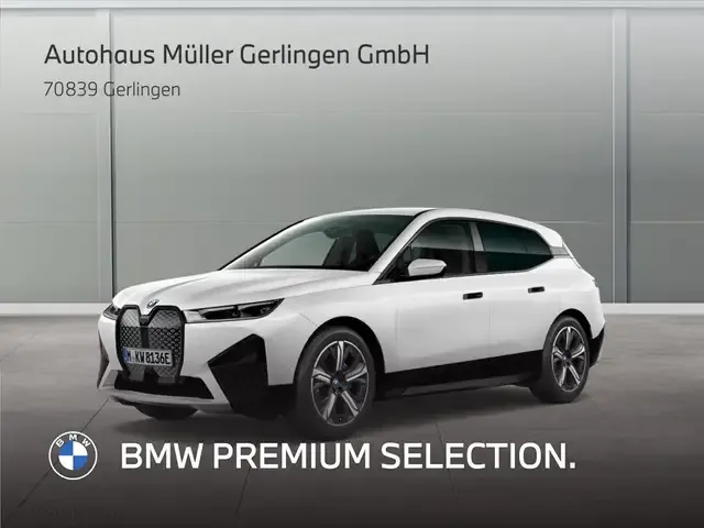 BMW iX