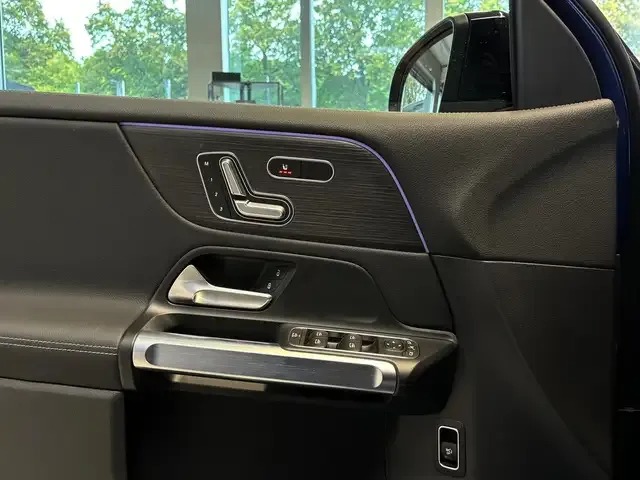 Mercedes-Benz EQB 350