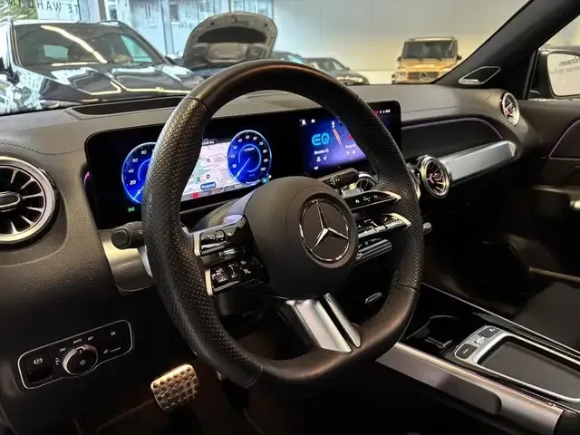 Mercedes-Benz EQB 350