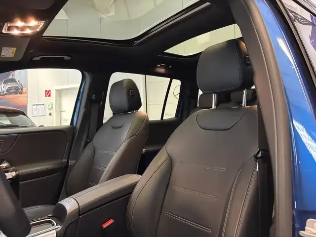 Mercedes-Benz EQB 350
