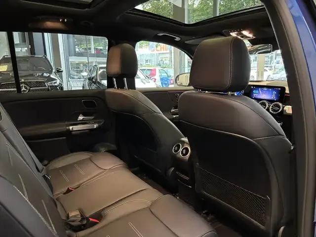 Mercedes-Benz EQB 350