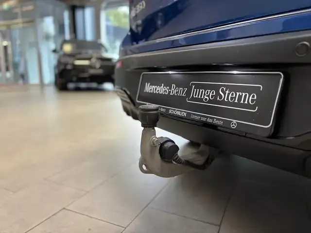 Mercedes-Benz EQB 350