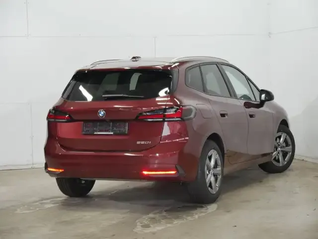 BMW 220