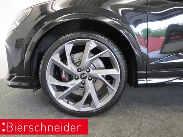 Audi RS Q3