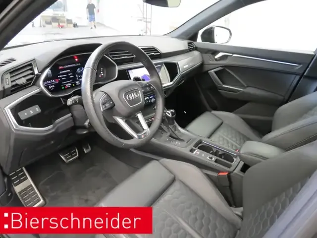 Audi RS Q3