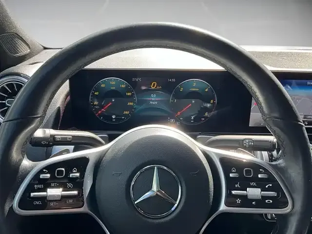 Mercedes-Benz GLB 200