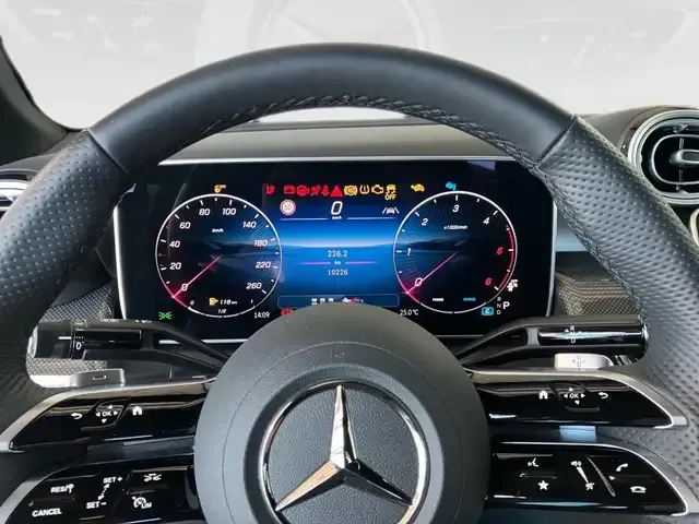 Mercedes-Benz GLC 220
