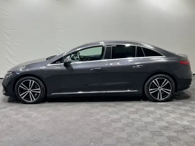 Mercedes-Benz EQE 300