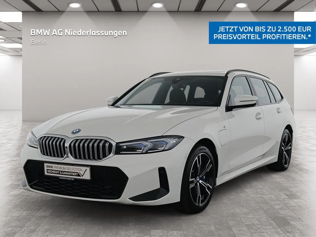 BMW 330