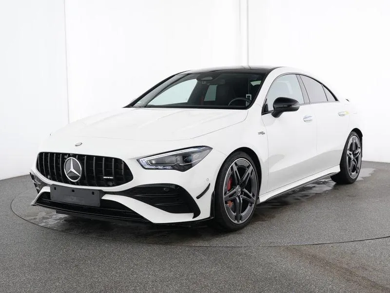 Mercedes-Benz CLA 35 AMG