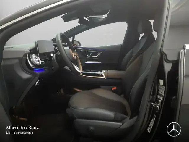 Mercedes-Benz EQE 300