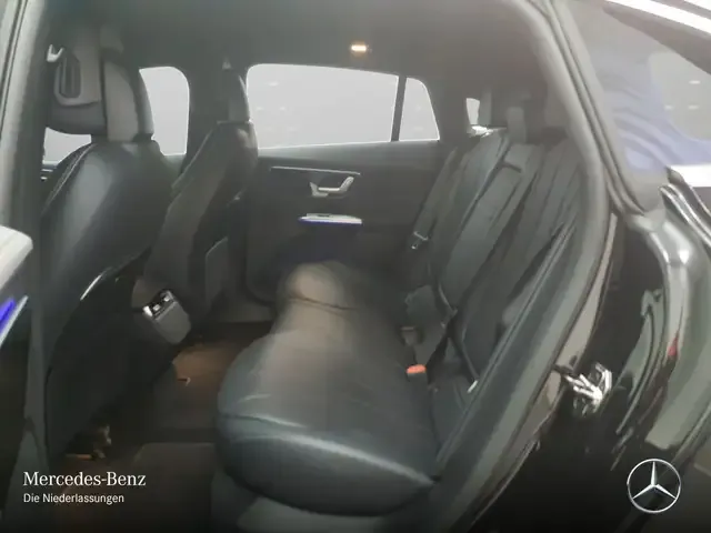 Mercedes-Benz EQE 300