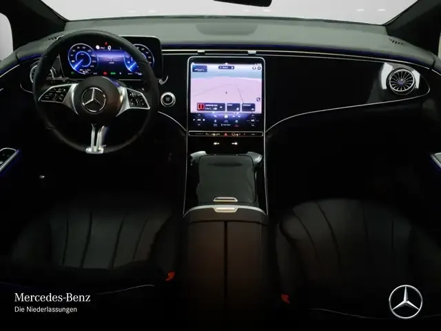 Mercedes-Benz EQE 300