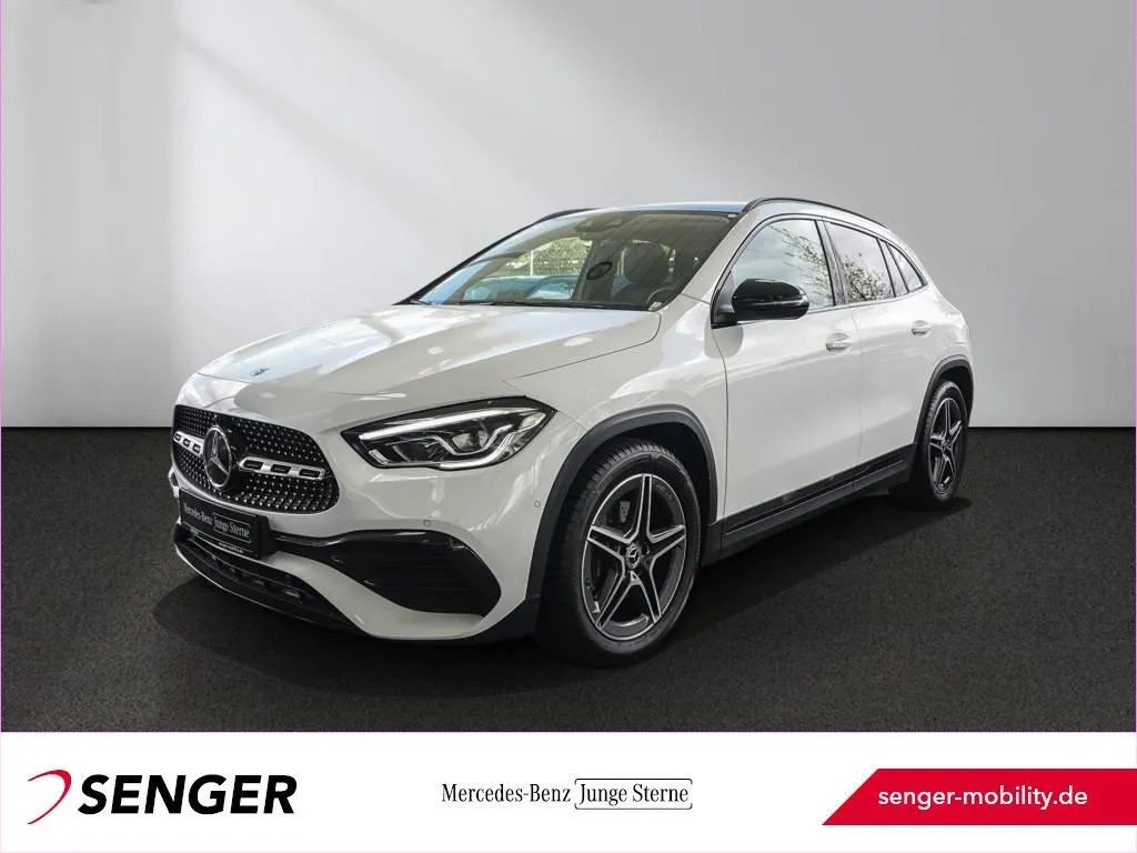 Mercedes-Benz GLA 200