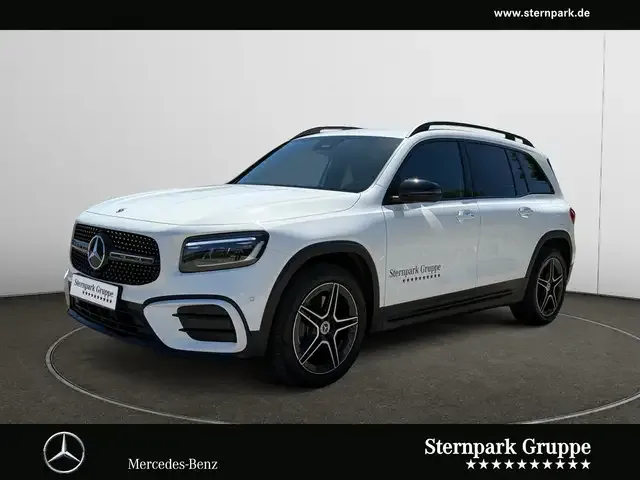 Mercedes-Benz GLB 220