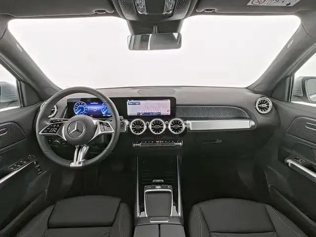 Mercedes-Benz EQB 300