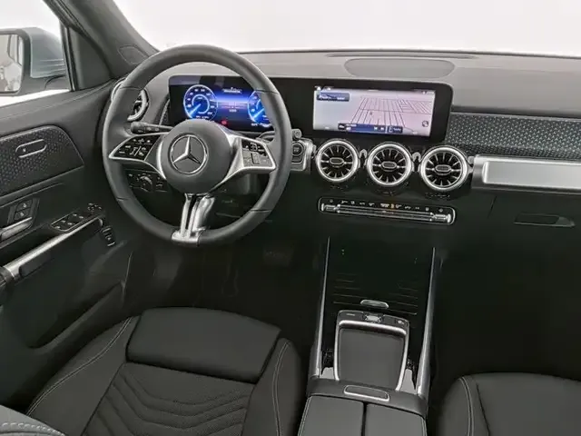 Mercedes-Benz EQB 300