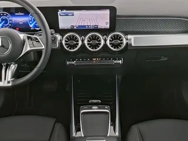 Mercedes-Benz EQB 300
