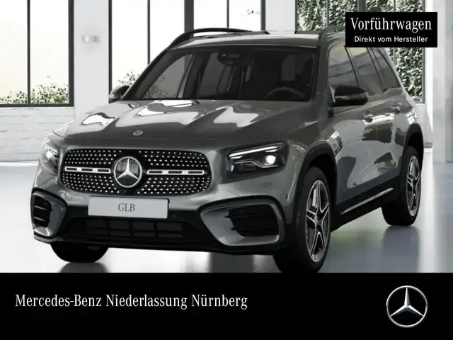 Mercedes-Benz GLB 220