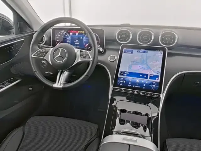 Mercedes-Benz C 220