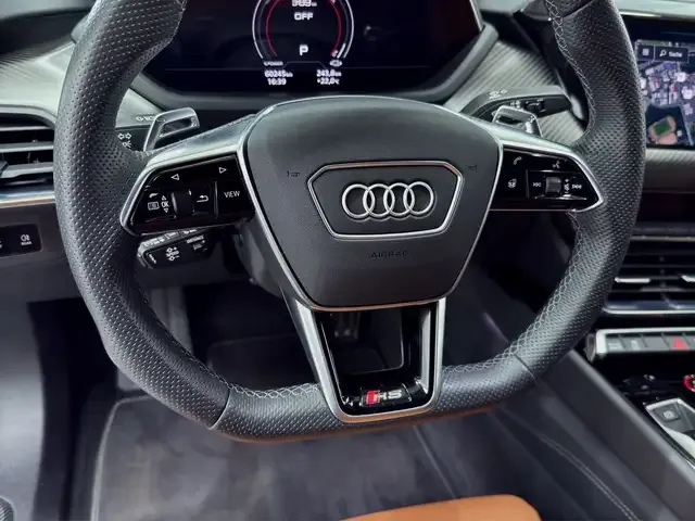 Audi e-tron GT