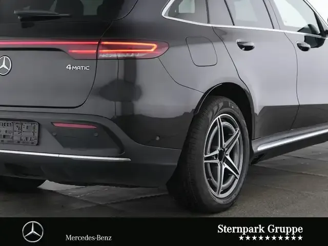 Mercedes-Benz EQC 400