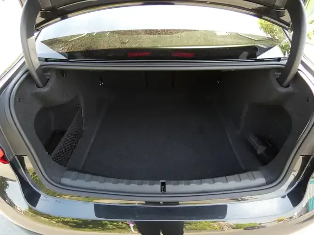 BMW 340