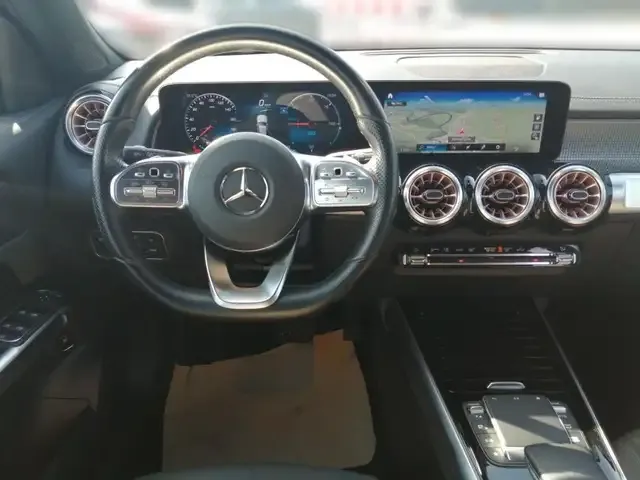 Mercedes-Benz EQB 350