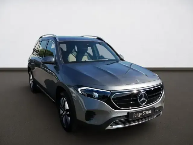 Mercedes-Benz EQB 350