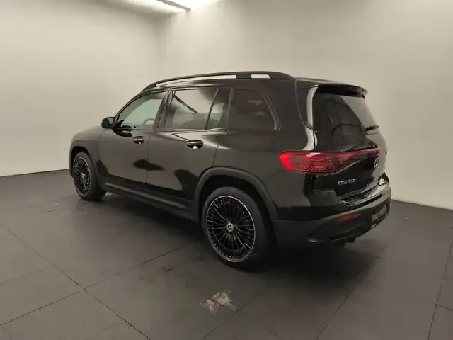 Mercedes-Benz EQB 350