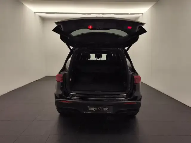 Mercedes-Benz EQB 350