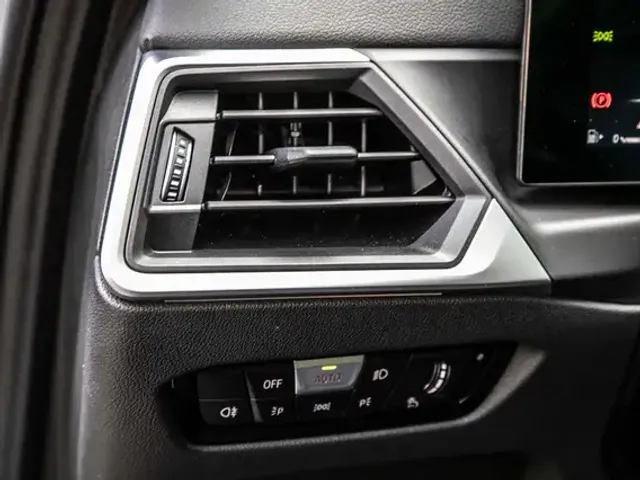 BMW 340