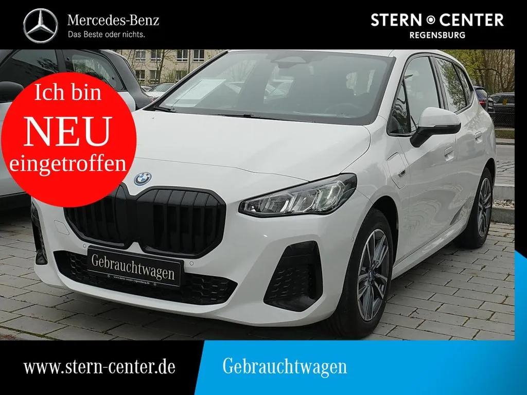 BMW 225