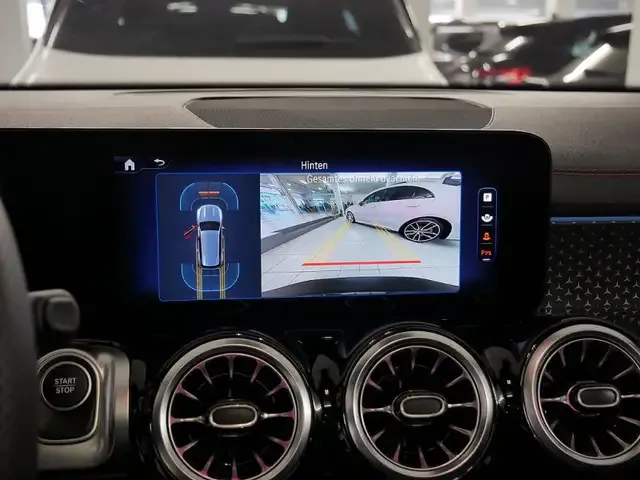 Mercedes-Benz EQB 300