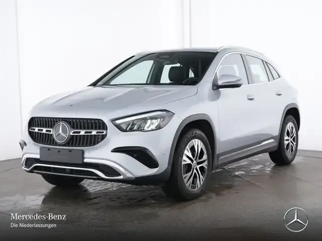 Mercedes-Benz GLA 180