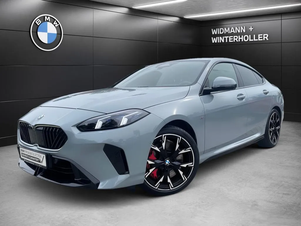 BMW 218